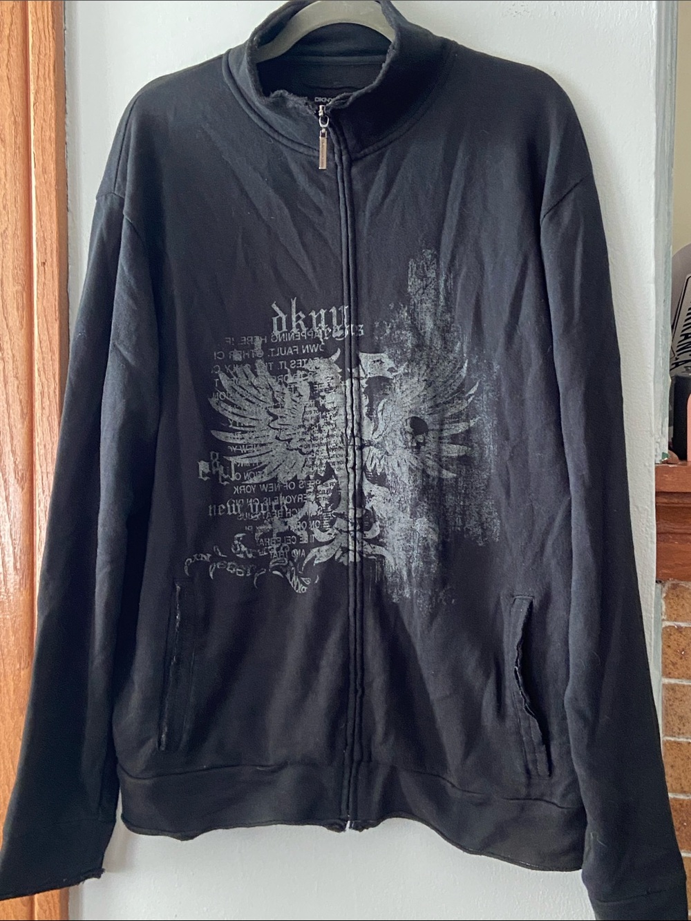DKNY jeans vintage Men's Black Zip-Up Graphic sweatshirt vguc size L